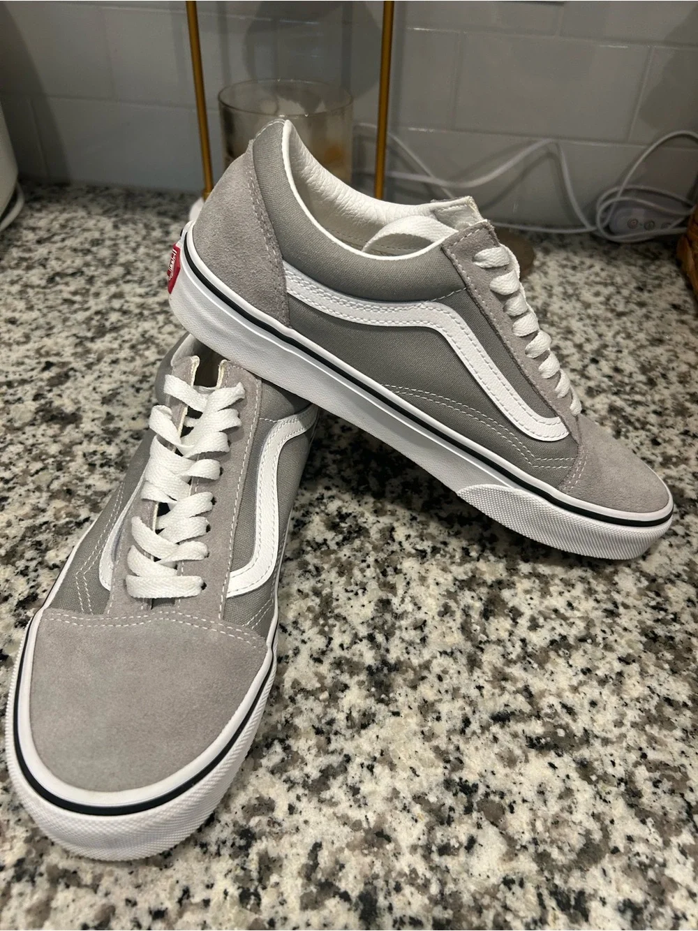 Vans Old Skool Gray Suede & Canvas Sneakers Women’s 8.5 / Men’s 7